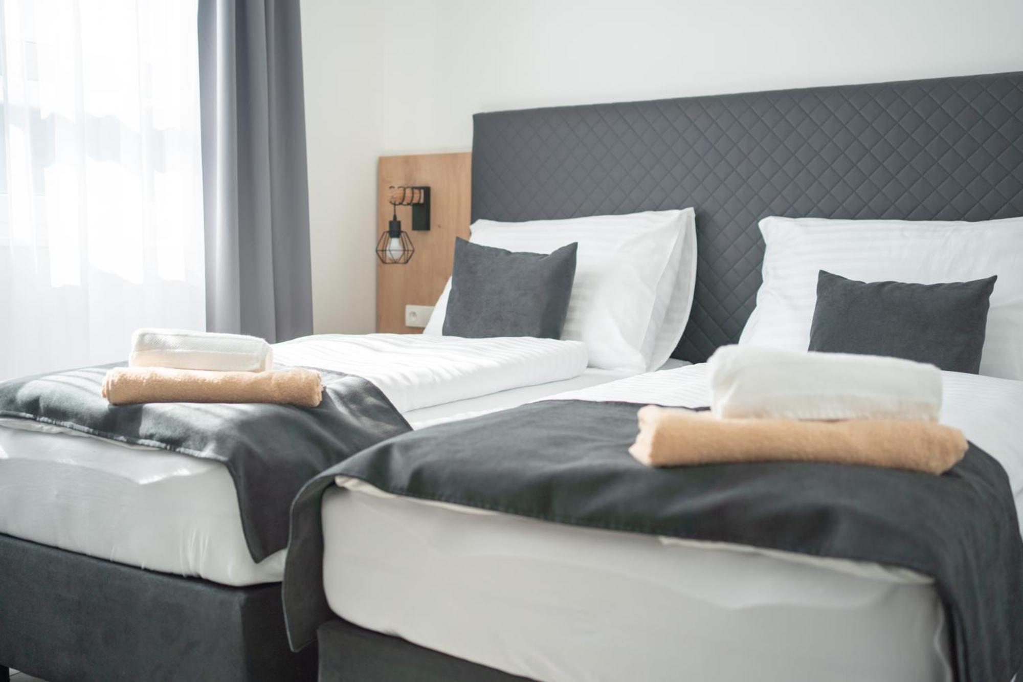 Hotel Parkview Rumburk Esterno foto